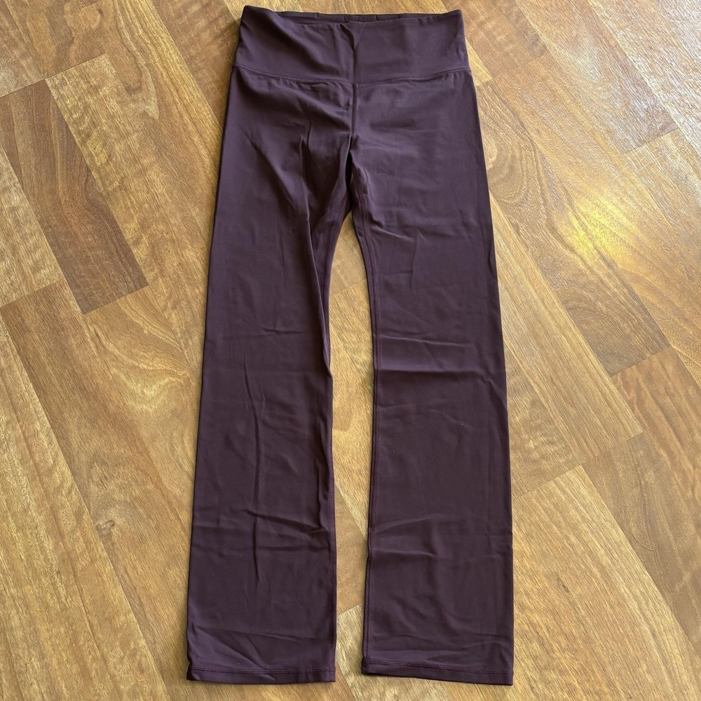 Athleta Pants Womens Medium Purple Bettona Elation Straight Leg Ankle Yoga Pants